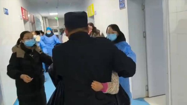 Hope in the Face of Chaos: 10-Yr-Old Girl Rescued in Quake-Hit Xinjiang