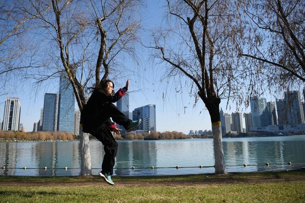 French Girl in China: A College Life Influenced by Traditional Chinese Culture