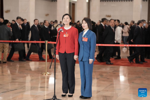 NPC Deputies Interviewed Before 2nd Plenary Meeting of 2nd Session of 14th NPC