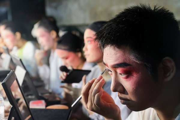 GLOBALink | Century-Old Qiong Opera in S China's Hainan Revitalizes in Modern Era