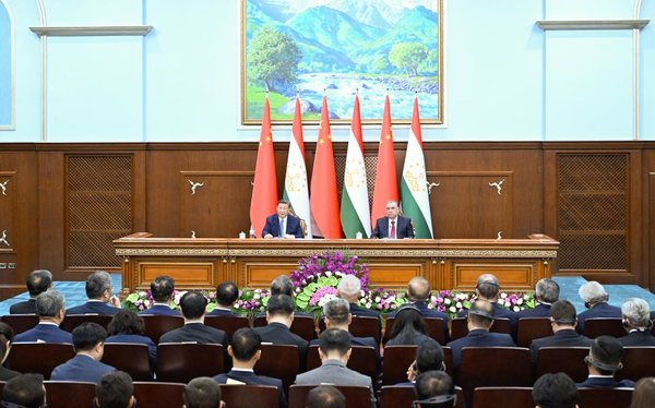 Xi Says China Ready to Develop Comprehensive Strategic Cooperative Partnership in New Era with Tajikistan