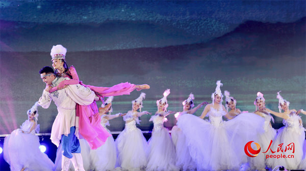 Song and Dance Drama 'Epic of Manas' Performed During International Cultural Tourism Festival in NW China's Xinjiang