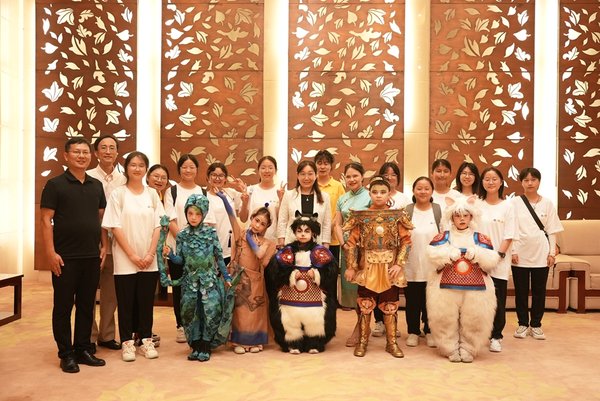 Spring Bud Girls Attend Space-Themed Study Tour in Beijing