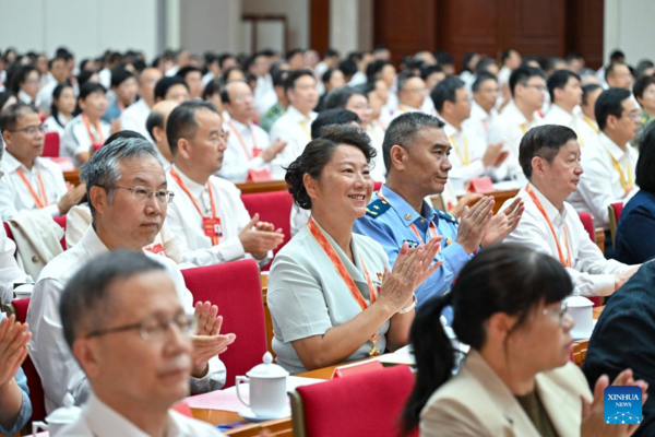 China Awards Model Teachers, Education Institutions as Teachers' Day Nears