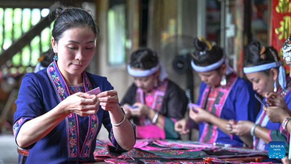 Inheritor of Grand Song of Dong Ethnic Group in Guangxi