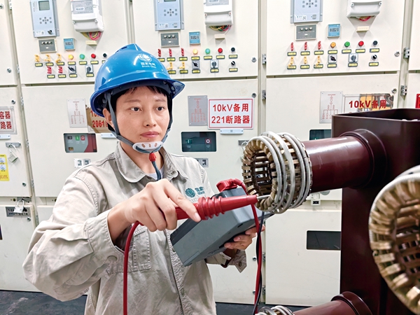 Women Proving They Can Handle Power Engineers with State Grid in Tianjin Are Defying Traditional Roles