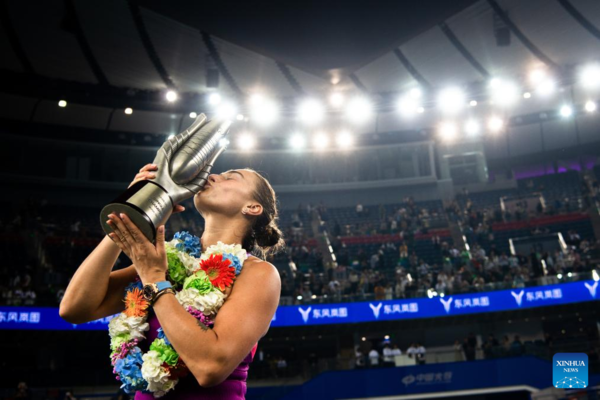 Sabalenka Defeats Zheng Qinwen to Win Wuhan Open