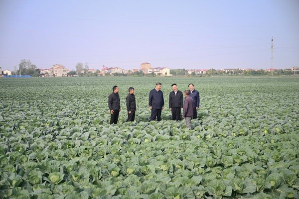 Xi Inspects Central China's Hubei Province