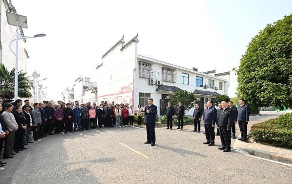 Xi Inspects Central China's Hubei Province