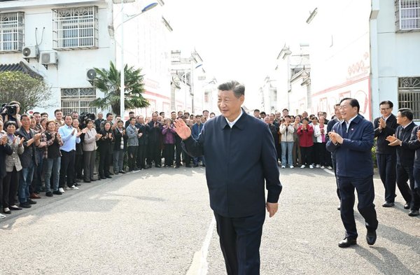 Xi Inspects Central China's Hubei Province