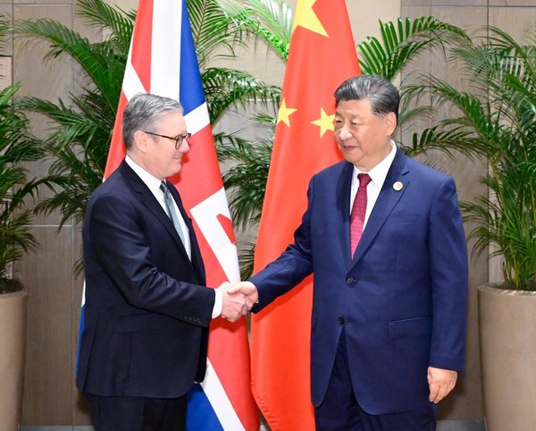 Xi Calls on China, Britain to Adopt Rational, Objective Perspective on Each Other's Development