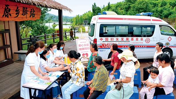 Working Tirelessly for Chinese Women's Health