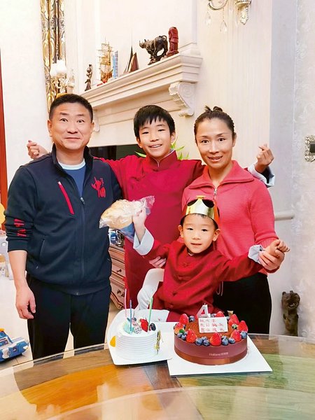 Couple Passes on Legend of Wushu at Home, Abroad