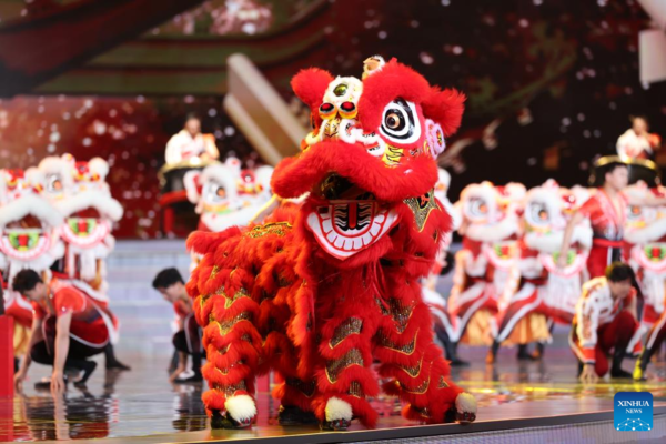 Macao Holds Gala to Mark 25th Anniversary of Its Return to Motherland