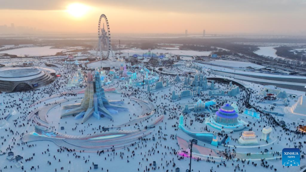 World's Largest Ice-and-Snow Theme Park Opens on Winter Solstice in China's 'City of Ice'