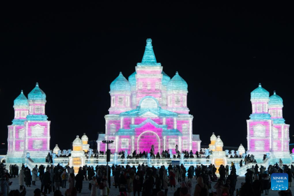 World's Largest Ice-and-Snow Theme Park Opens on Winter Solstice in China's 'City of Ice'