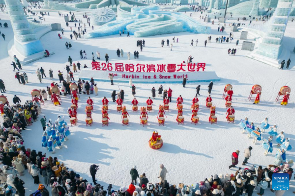 World's Largest Ice-and-Snow Theme Park Opens on Winter Solstice in China's 'City of Ice'