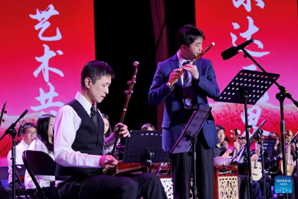 U.S. Youth Orchestra Performs Traditional Chinese Music in N China