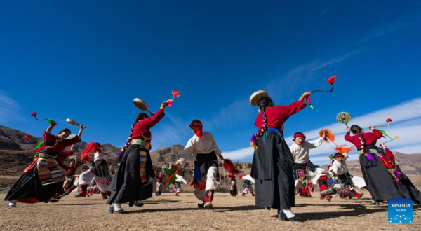 Inheritor of Traditional Reba Dance in Xizang