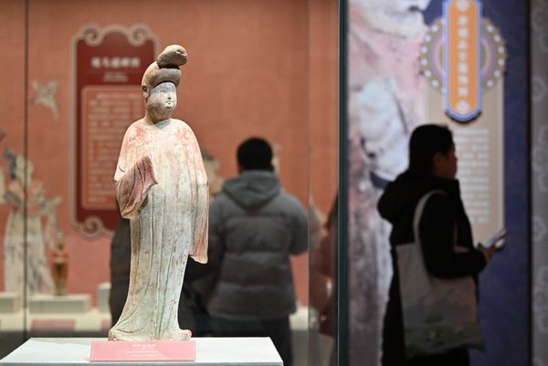 Tang Dynasty Cultural Relics Exhibition Opens at National Marine Museum in Tianjin