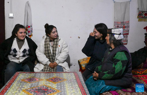 Ethnic Tajik Train Conductor's Journey amid China's Spring Festival Travel Season