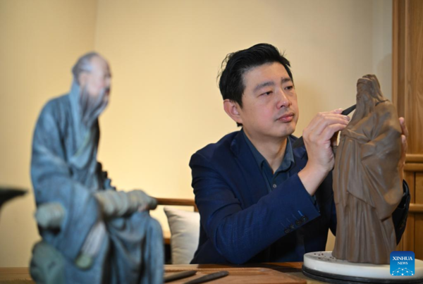 Clay Figures Showcase Charm of Intangible Cultural Heritage in Spring Festival