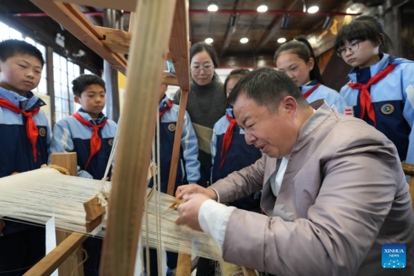 Inheritor of Kesi Weaving Technique in NW China