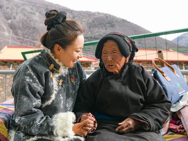 An NPC Deputy's Persisting Bond with Senior Citizens Through Caregiving