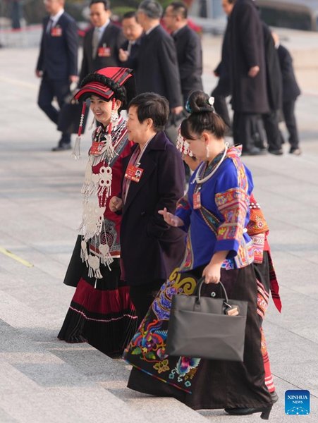 2nd Plenary Meeting of 3rd Session of 14th NPC Held in Beijing