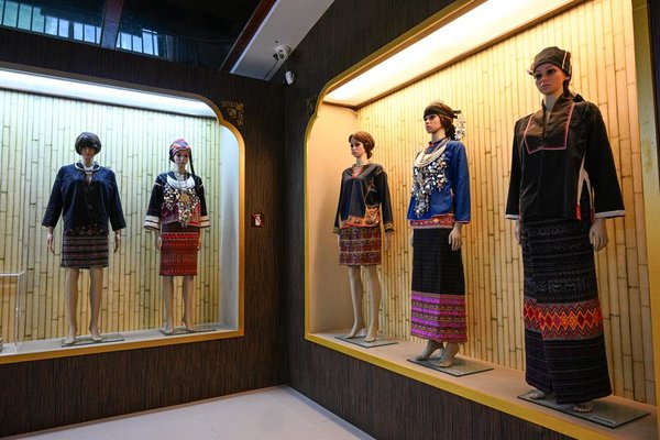 Museums in S China's Hainan Province Boast Rich Culture of the Li Ethnic Group