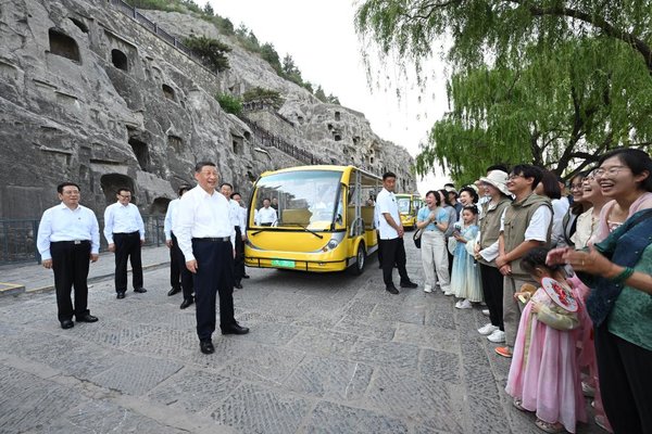 Xi Stresses Firm Confidence in High-Quality Development During Henan Inspection Tour